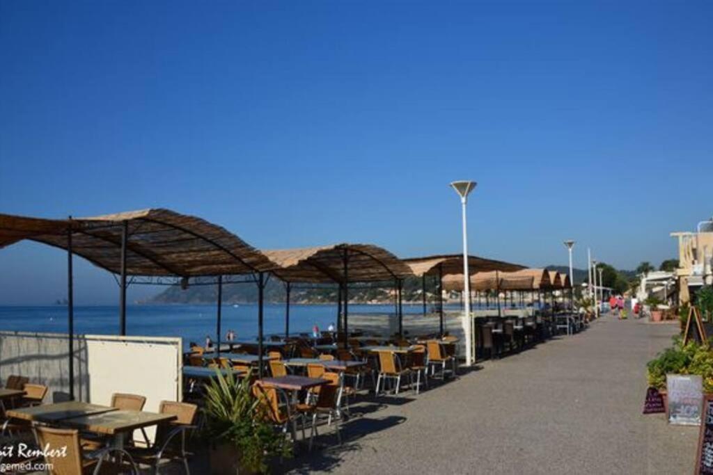 Grande Maison De Ville Atypique - 4 Nuits Mini La Seyne-sur-Mer Esterno foto